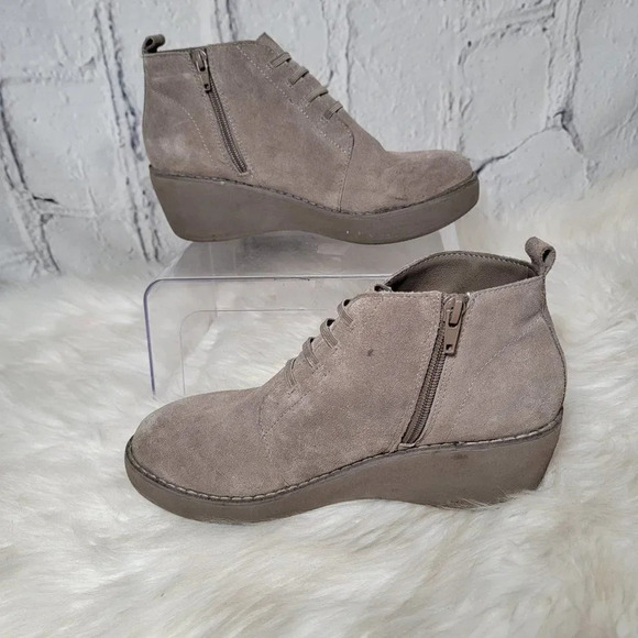 Reaction by KENNETH COLE Womens Grey Wedge Platform Ankle Boot Bootie Casual 8 - Picture 3 of 11